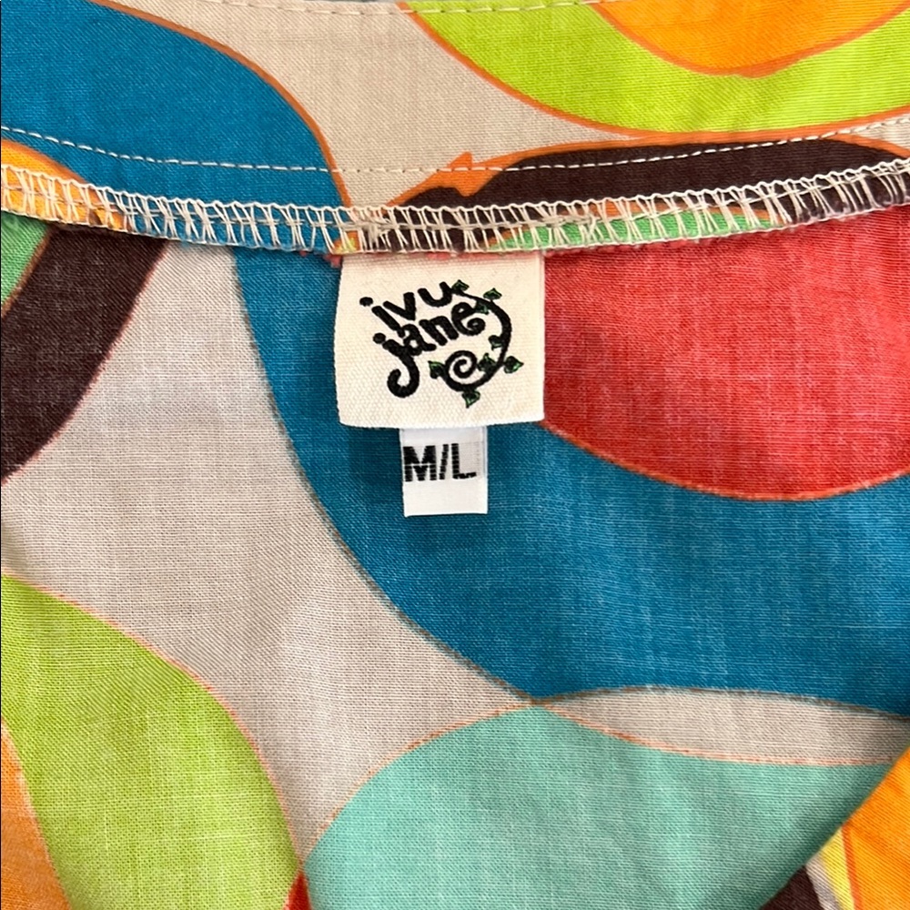 Colorful Geometric Patterned Top - Picture 2 of 2
